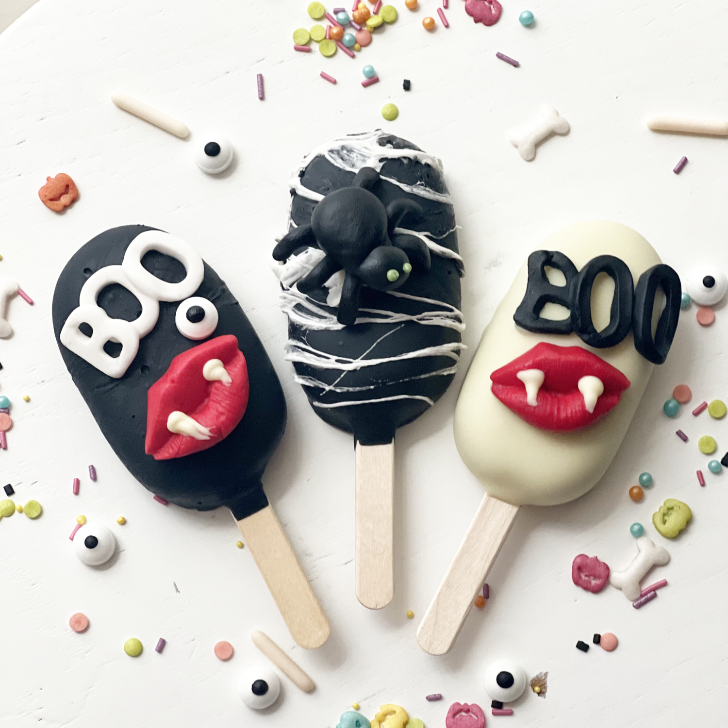 Halloween Cakesicles